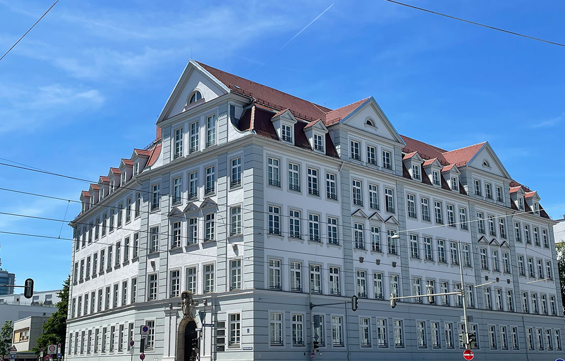 Strategic Acquisition in Munich’s Arnulfpark: REInvest secures Historic Helmholtz Office Building